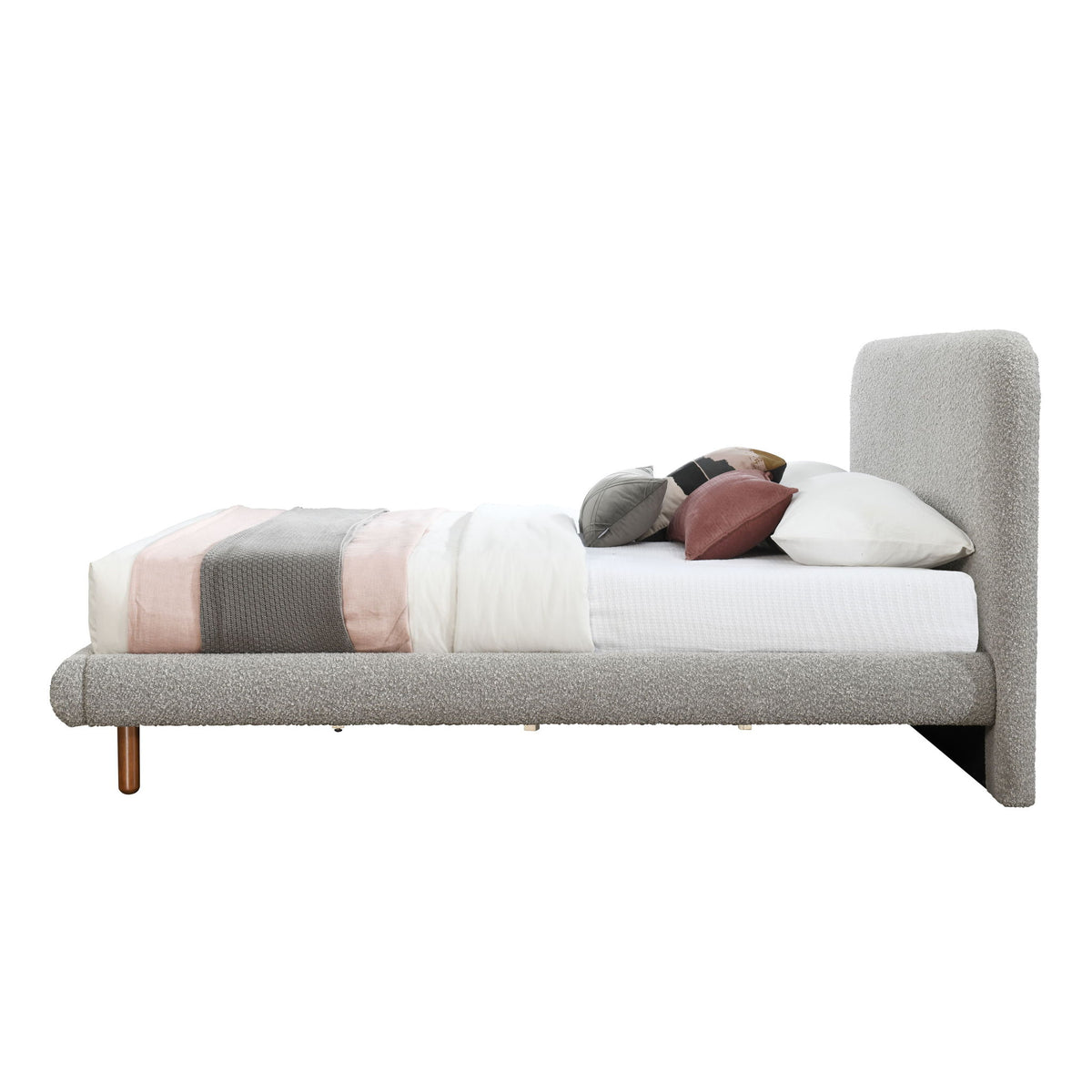 Cleo - Bed