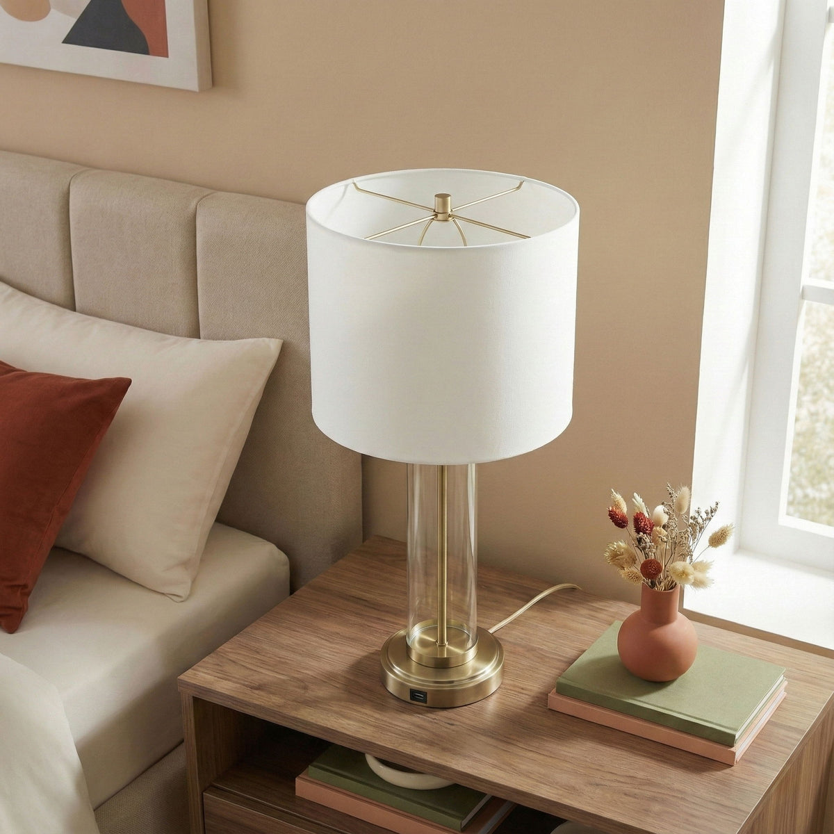 Luna - Table Lamp With On / Off Switch Clear Body Base - Clear / Silver / White