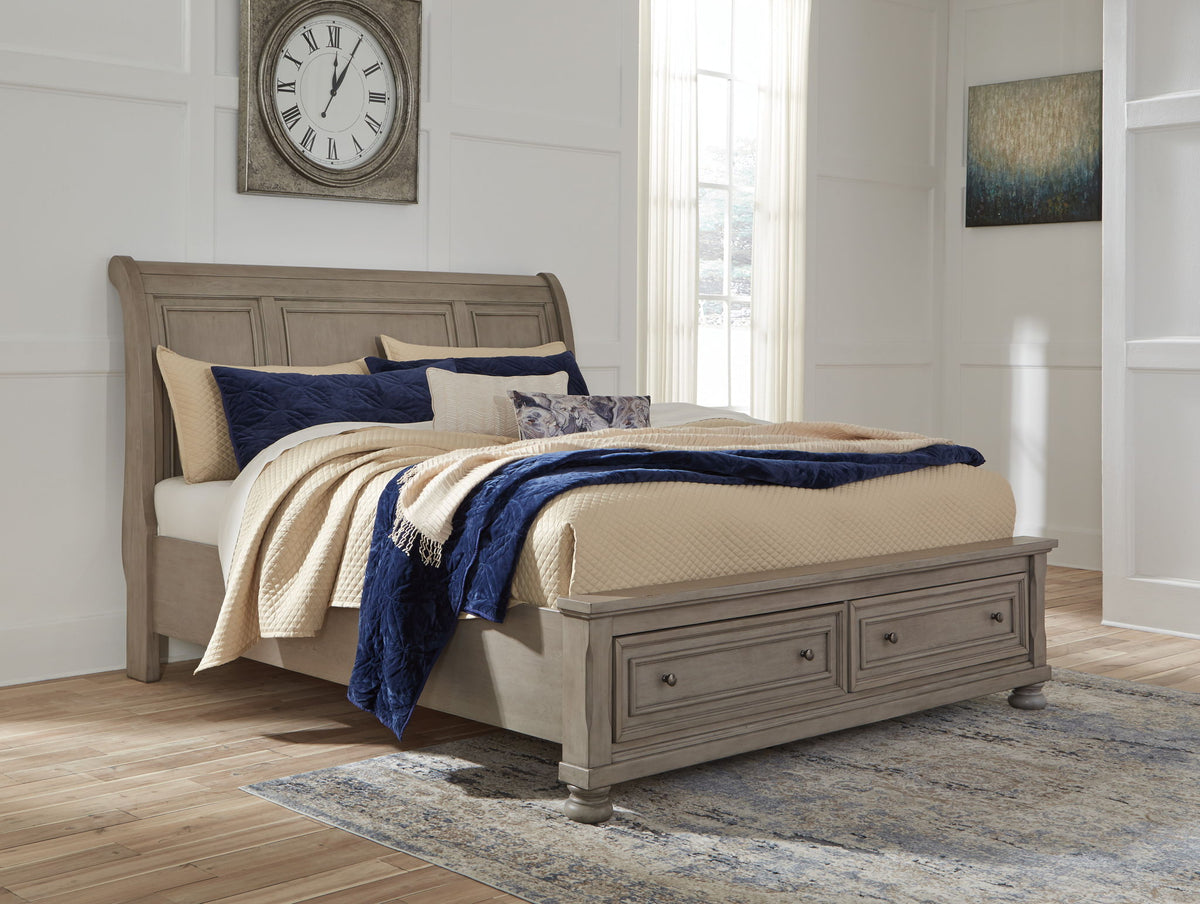 Lettner - 6 Pc. - Dresser, Mirror, Chest, King Sleigh Bed with 2 Storage Drawers, 2 Nightstands - Light Gray