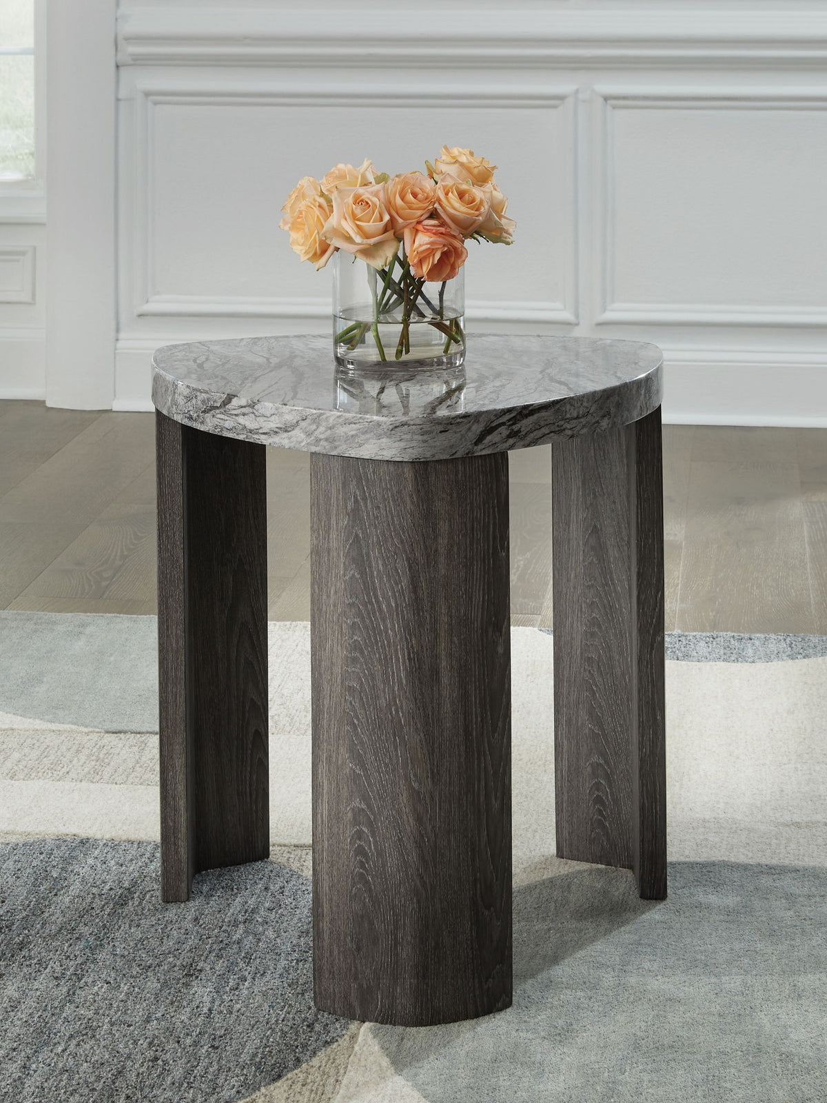 Surmour - Triangle End Table - Gray / Brown