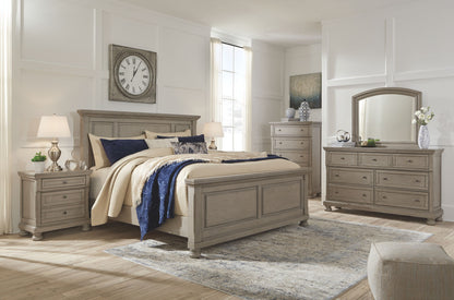 Lettner - 4 Pc. - Dresser, Mirror, Chest, King Panel Bed - Light Gray