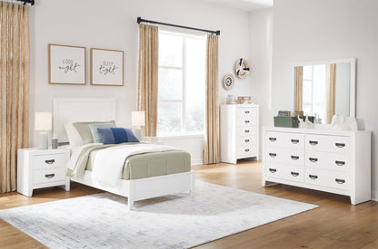 Binterglen - 4 Pc. - Dresser, Mirror, Chest, Twin Panel Bed - White