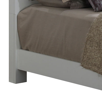 Bed With Transitional Design Stylish