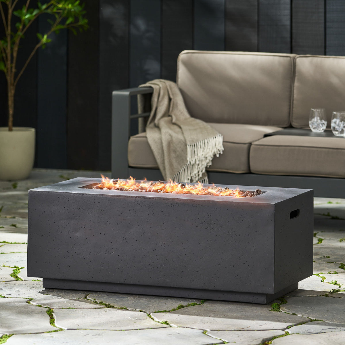 Contemporary Outdoor 40, 000 Btu Propane Fire Pit