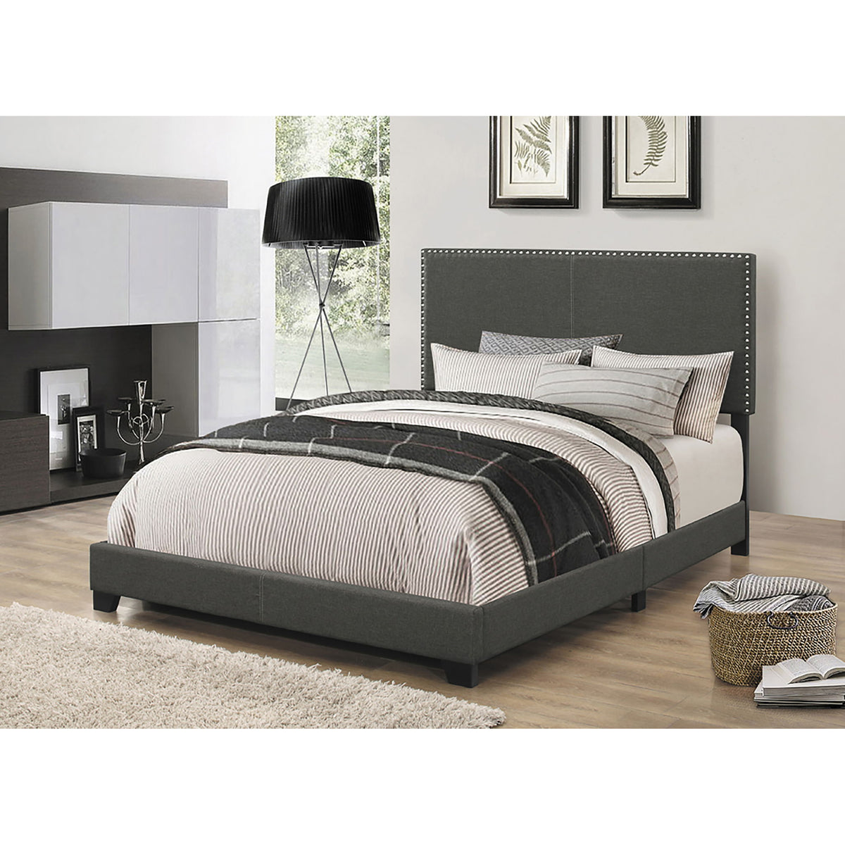 Guyancourt - Panel Bed