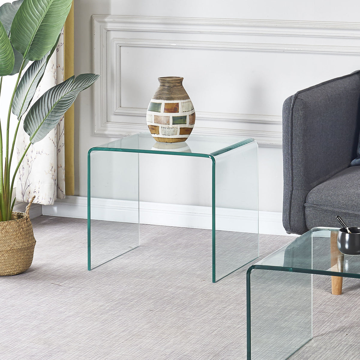 Tempered Bent Glass Sidetable, Transparent End Table, Sofa Table, Premium Glass, Multi Purpose Design - Transparent