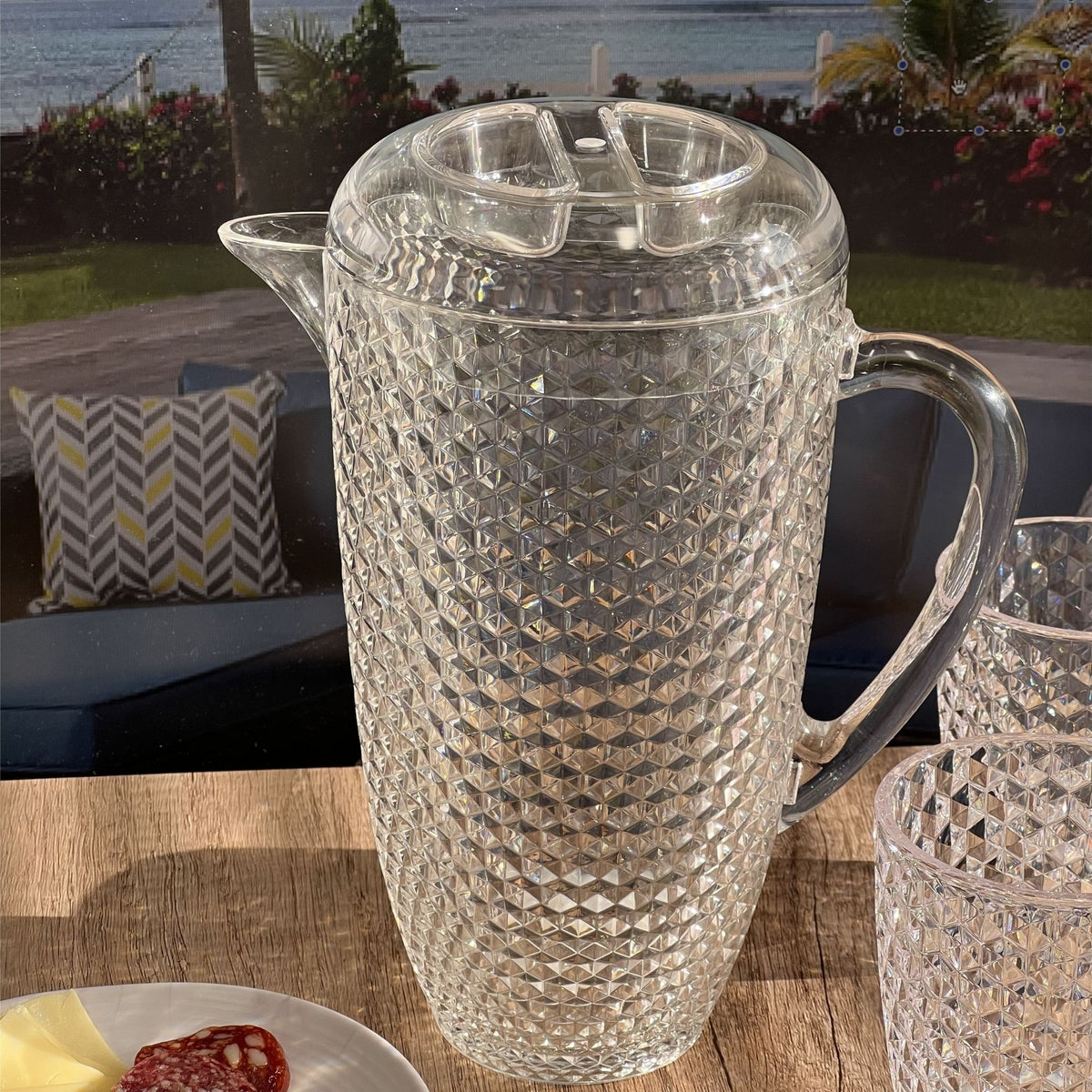 Diamond Cut Unbreakable Plastic Water Pitcher With Lid
