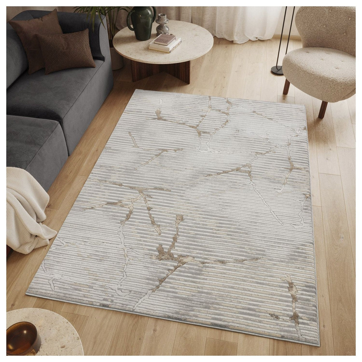 Geometrix - 5'3" X 7'3" Area Rug With Geometric, 3D Effect - Ivory / Gray