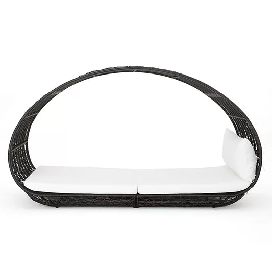 Abigal - Outdoor Wicker Daybed With Cushion