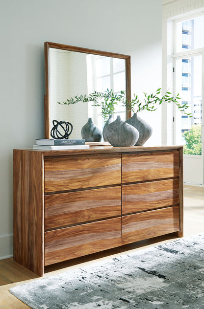 Dressonni - 3 Pc. - Dresser, Mirror, Queen Panel Bed - Brown