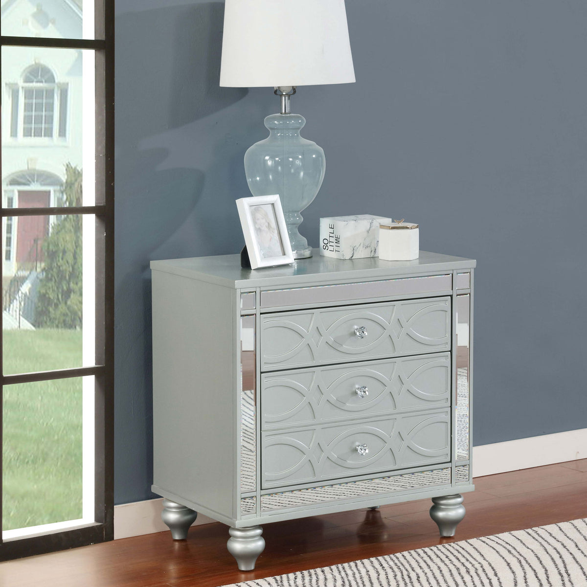 Menlo - 2 Drawer Nightstand - Gray