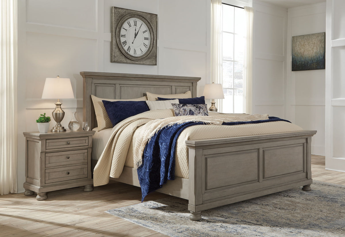 Lettner - California King Panel Bed - Light Gray
