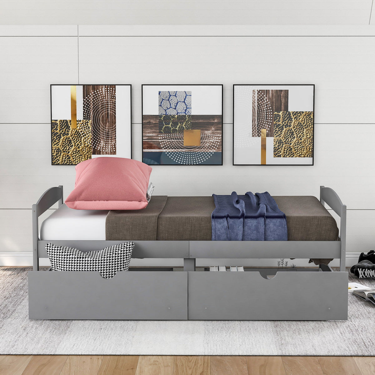Platform Bed With 2 Drawers
