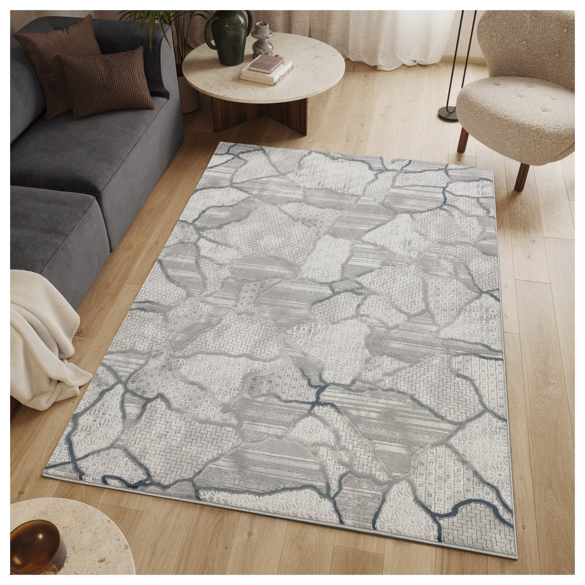 Geometrix - 5'3" X 7'3" Area Rug, Geometric 3D Effect - Ivory / Gray - Polyester