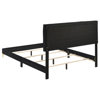 James - Panel Bed