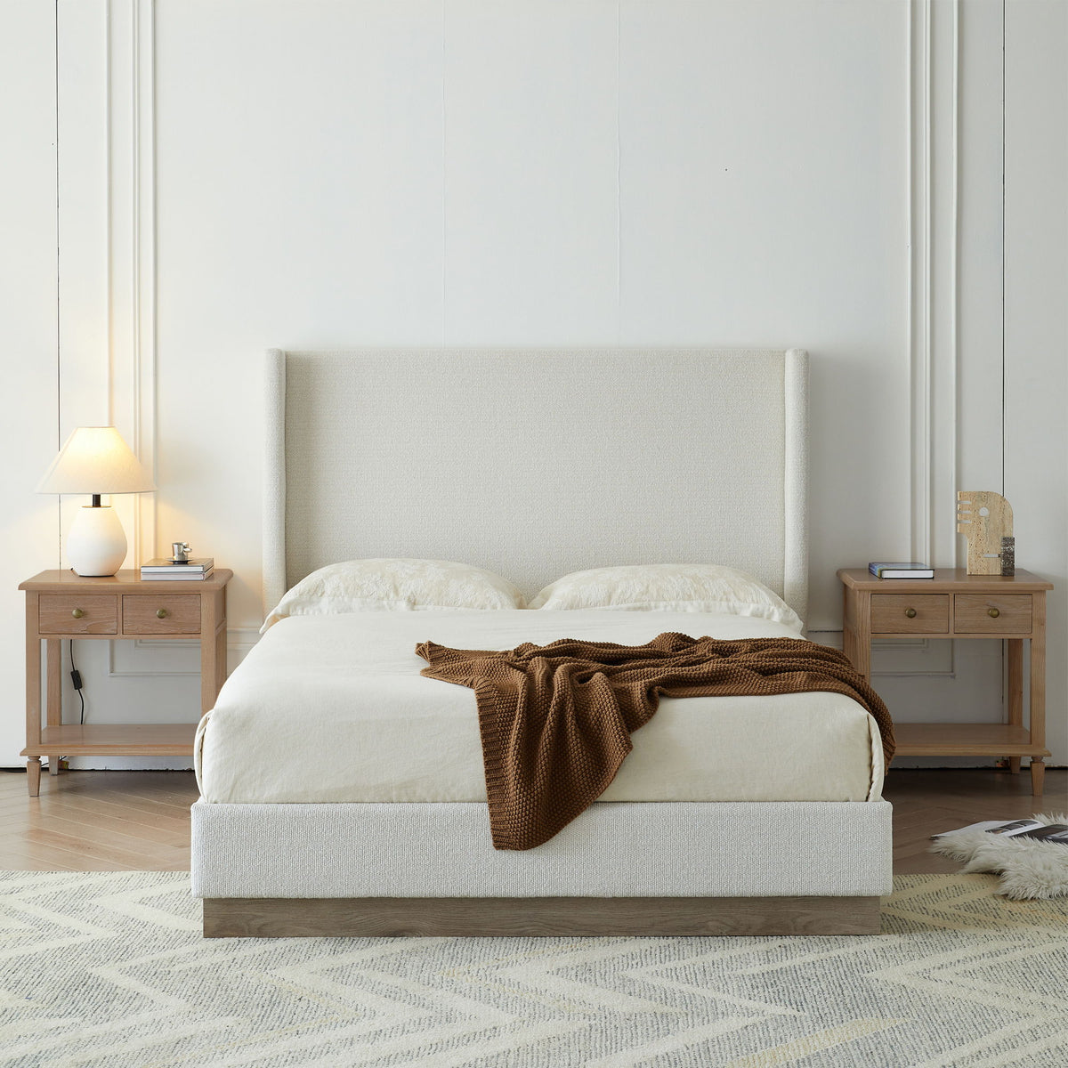 Hosford - Minimalist Upholstered Wingback Bed With Wood Base Platform