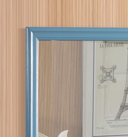 Traditional Wall Mirror For Any Space