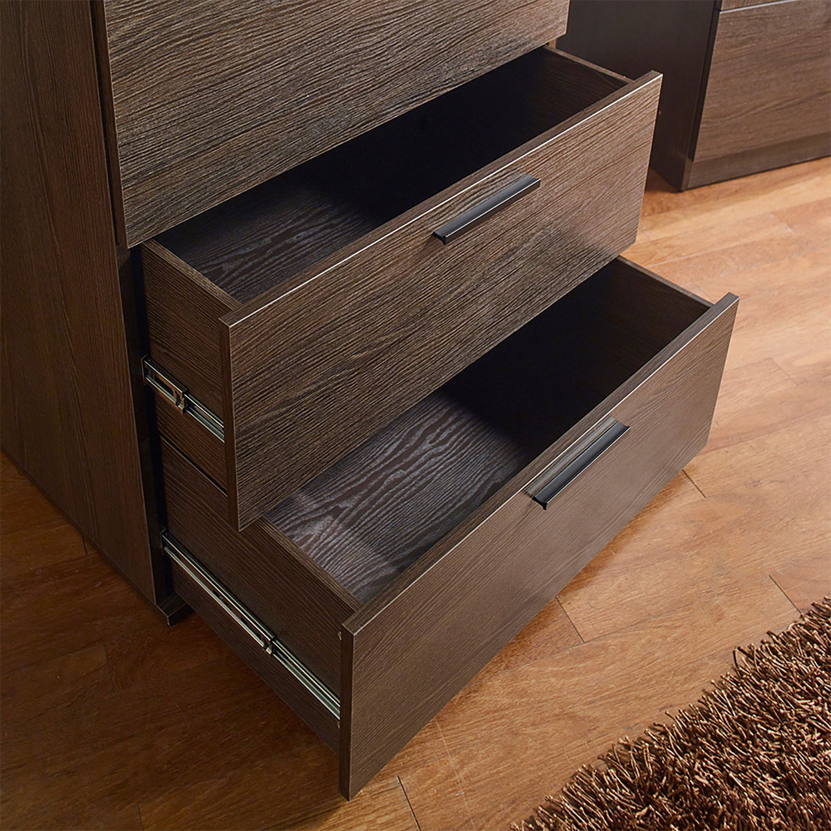Oliver - Farmhouse Jumbo Chest With 4 Drawer Storage