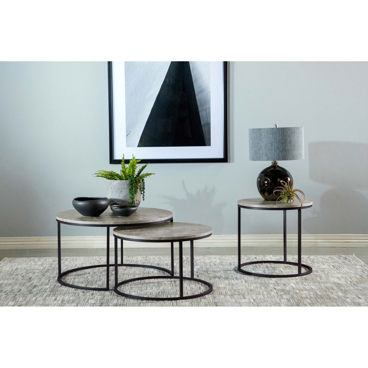 Hanover - 2 Piece Round Nesting Coffee Tables - Gray