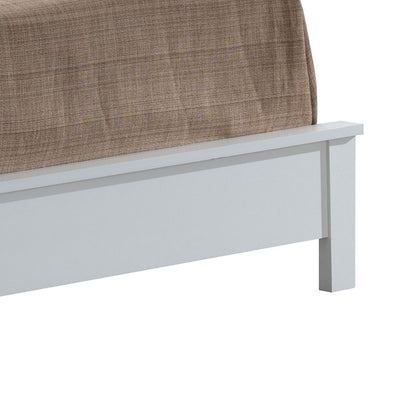Bed With Transitional Design Stylish