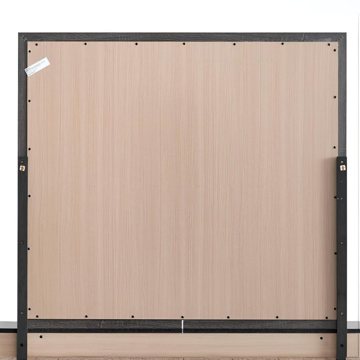 Glasgow - Mirror With Minimalist Design And Low Distortion Glass