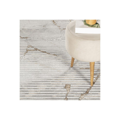 Geometrix - 5'3" X 7'3" Area Rug With Geometric, 3D Effect - Ivory / Gray