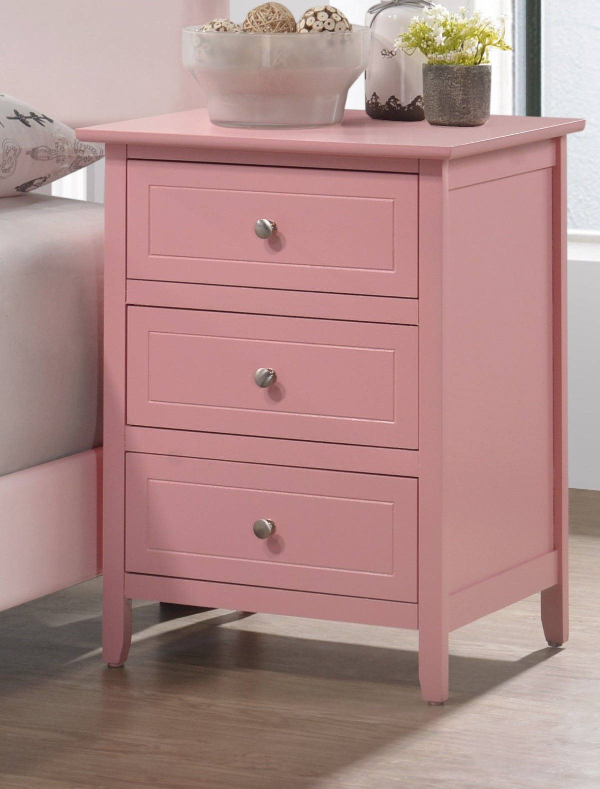 Dove Tailed Drawers 3 Drawer Nightstand