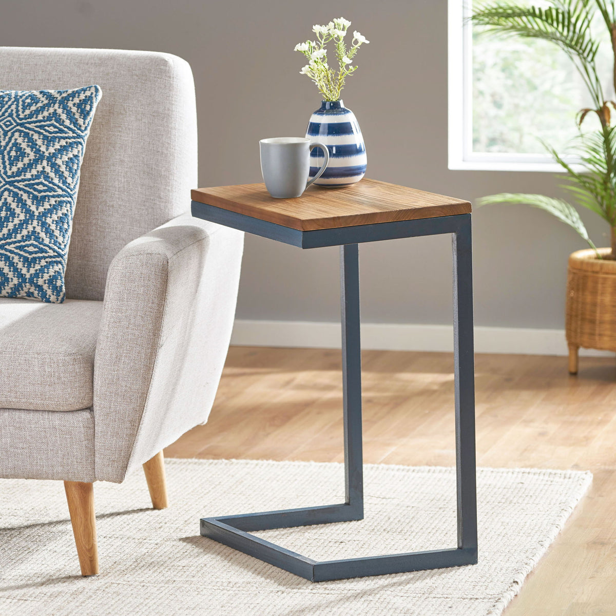 C Shaped End Table With Iron Base And Fir Wood To